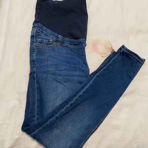 EUC Thyme maternity jeans size large